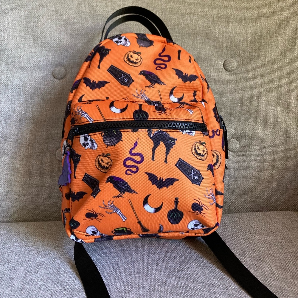 Spirit Halloween mini back pack/ purse new without tags